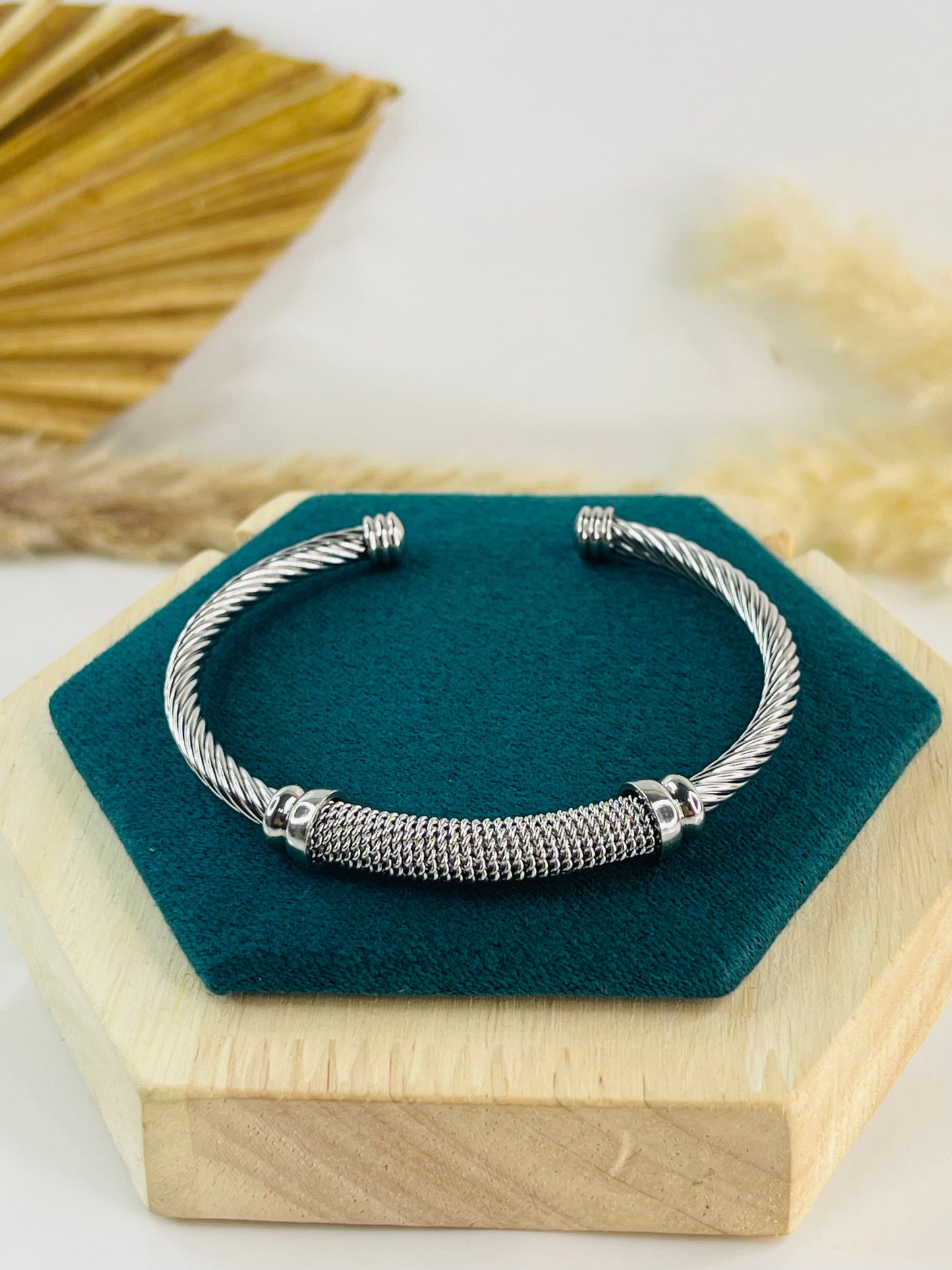 Tania Bangle