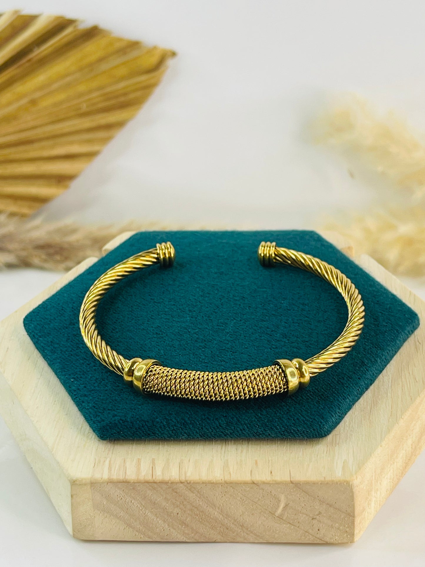 Tania Bangle