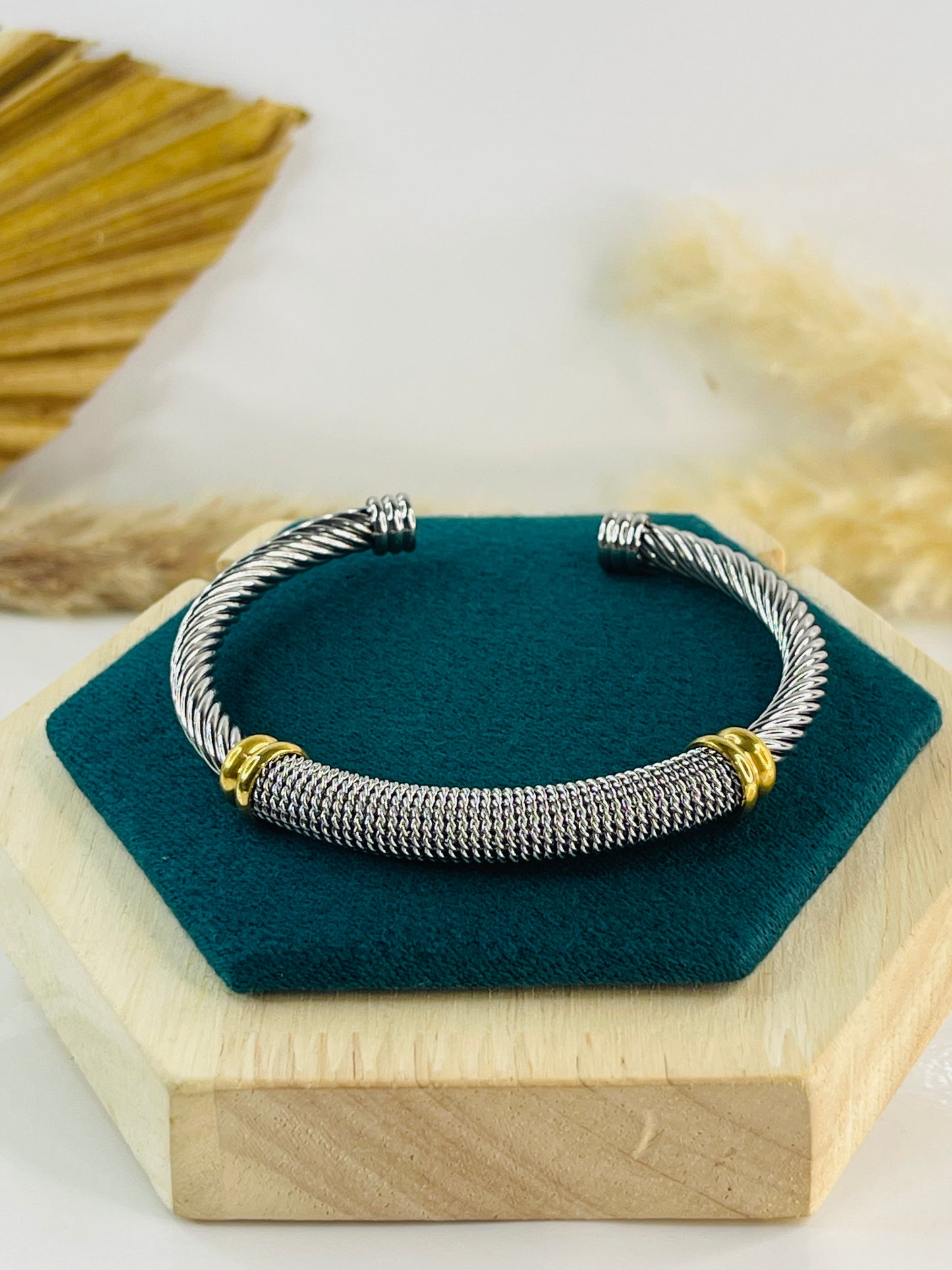Tania Bangle