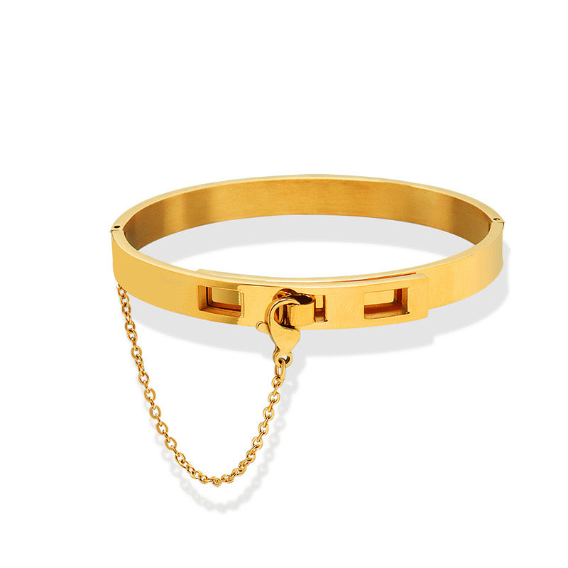 Shayla Bangle