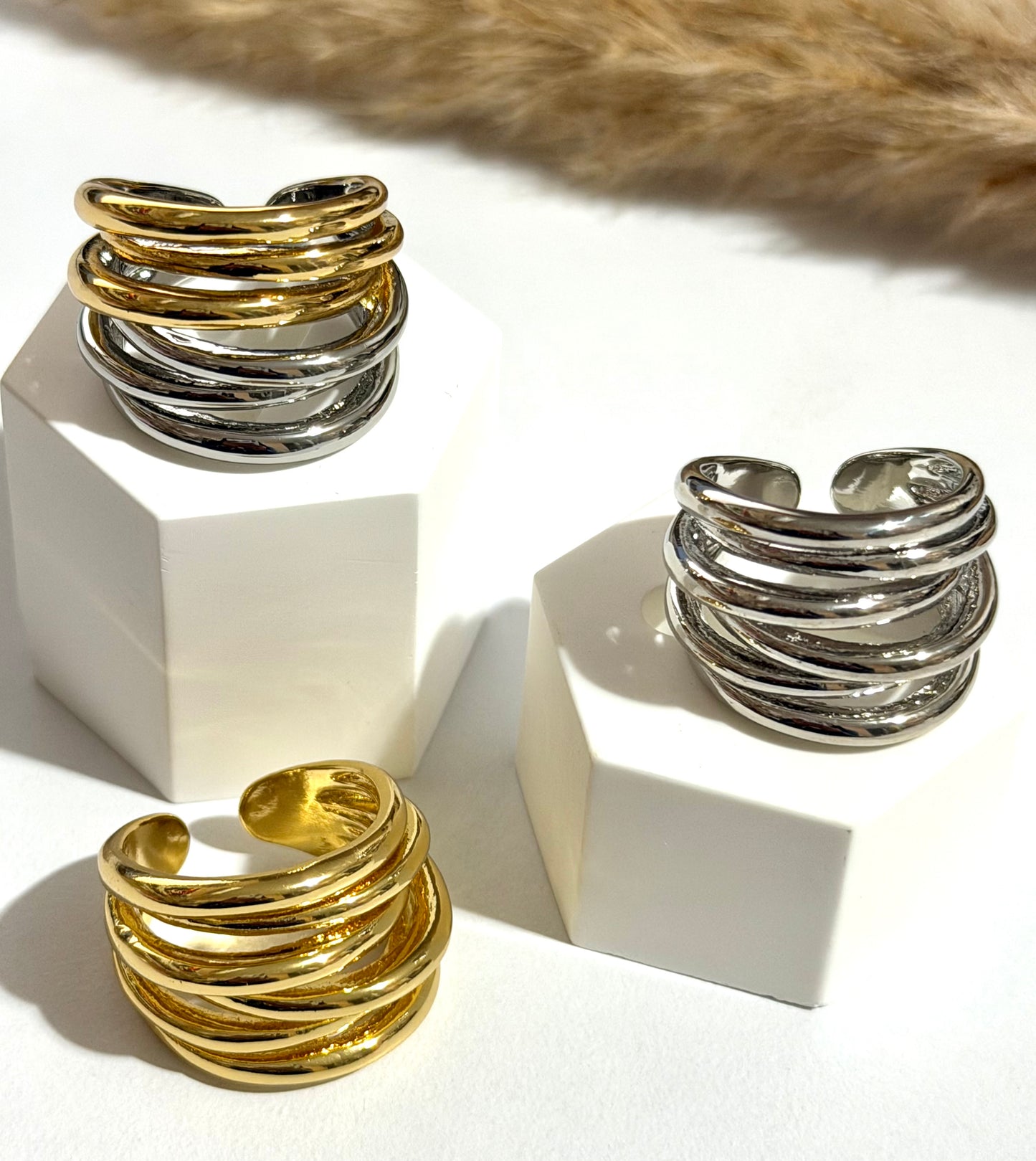 Ash Ring