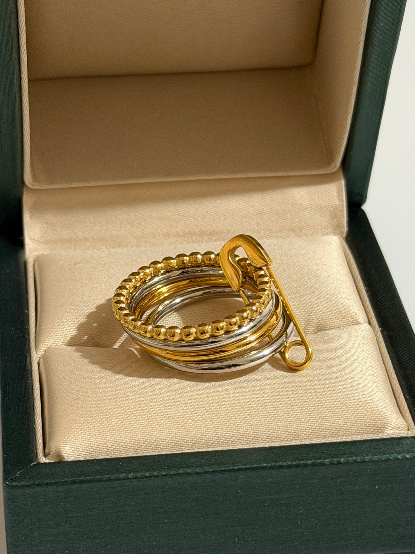 Cleo Ring