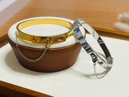 Shayla Bangle